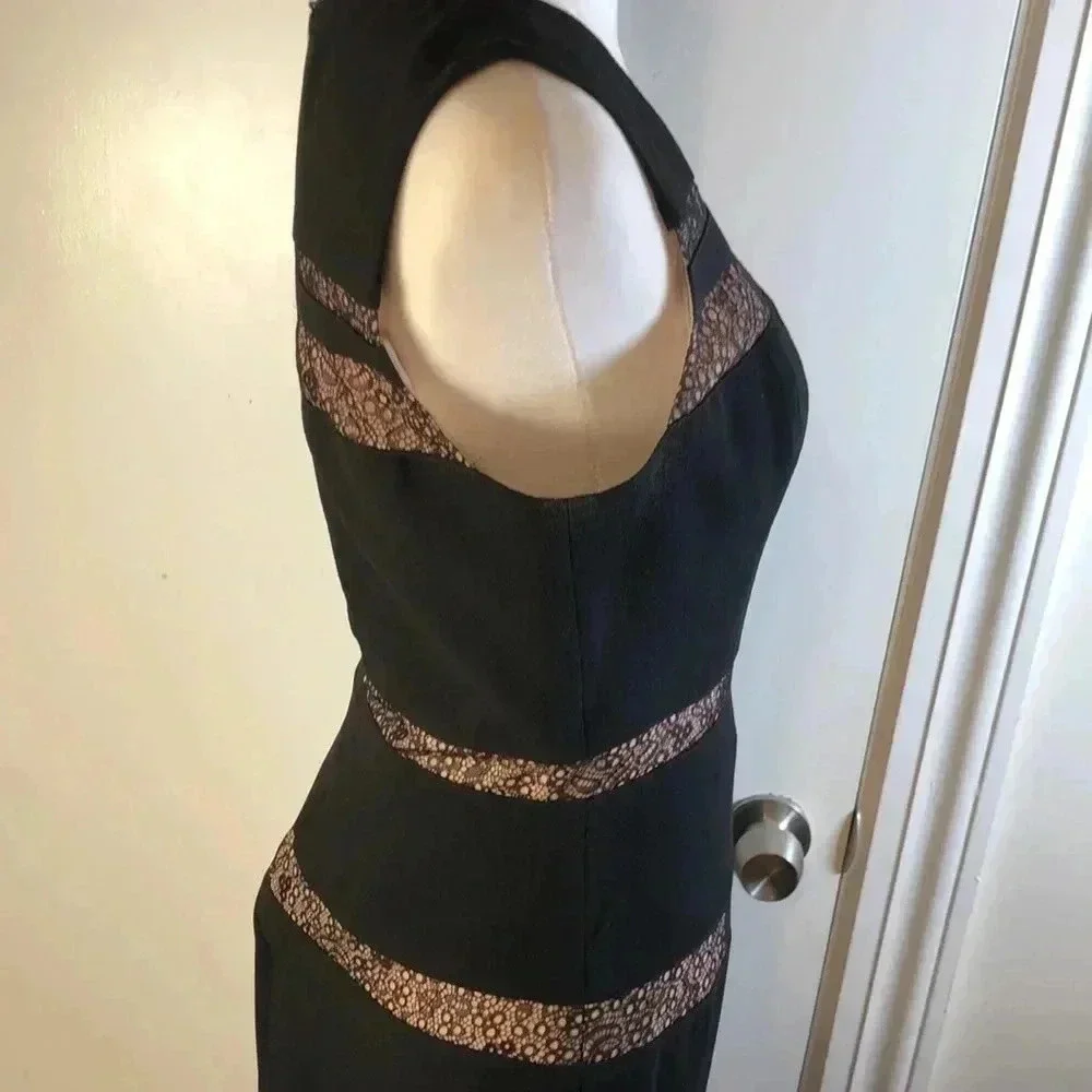 BCBG Max Azaria Katiana lace insert black fill length sleeveless gown. Size 6